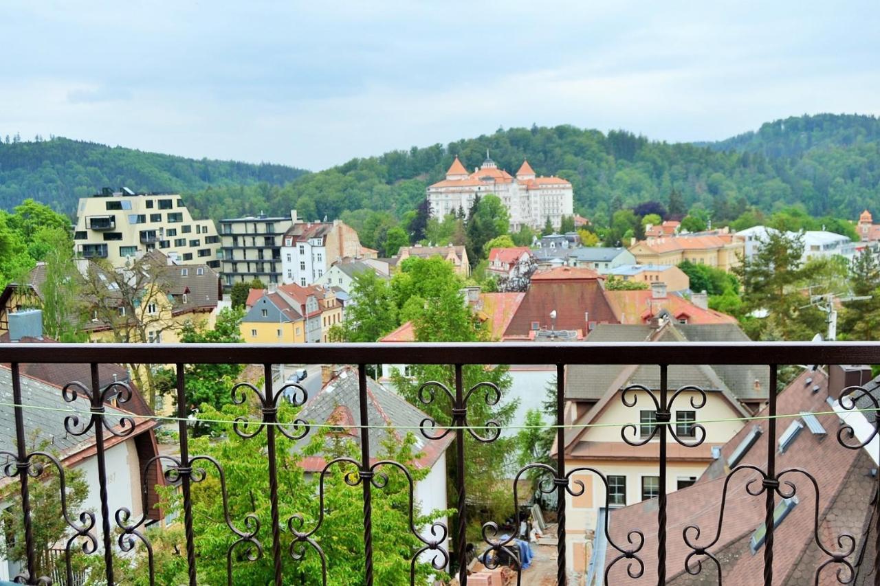 Apartments Nicol Karlovy Vary Exterior foto